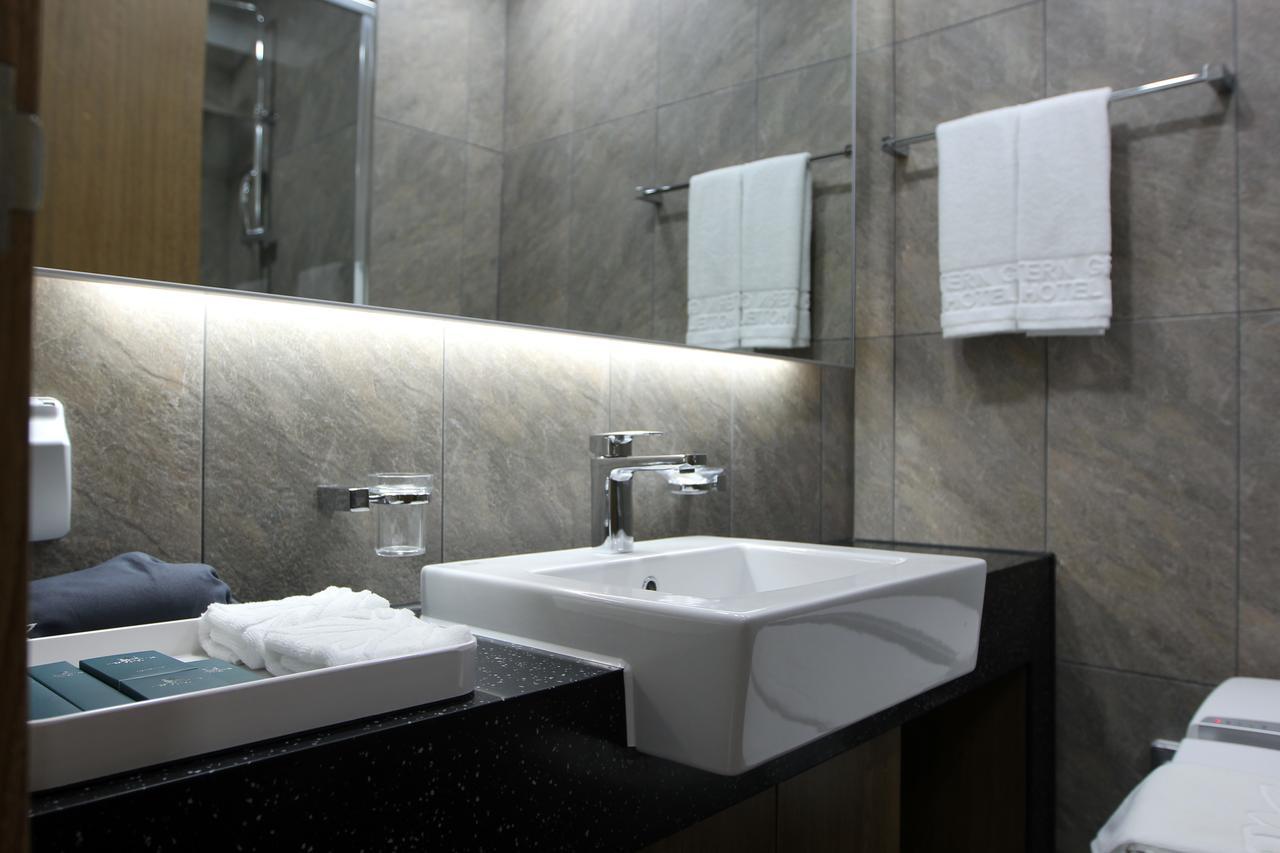 אינצ'ון Western Grace Hotel מראה חיצוני תמונה